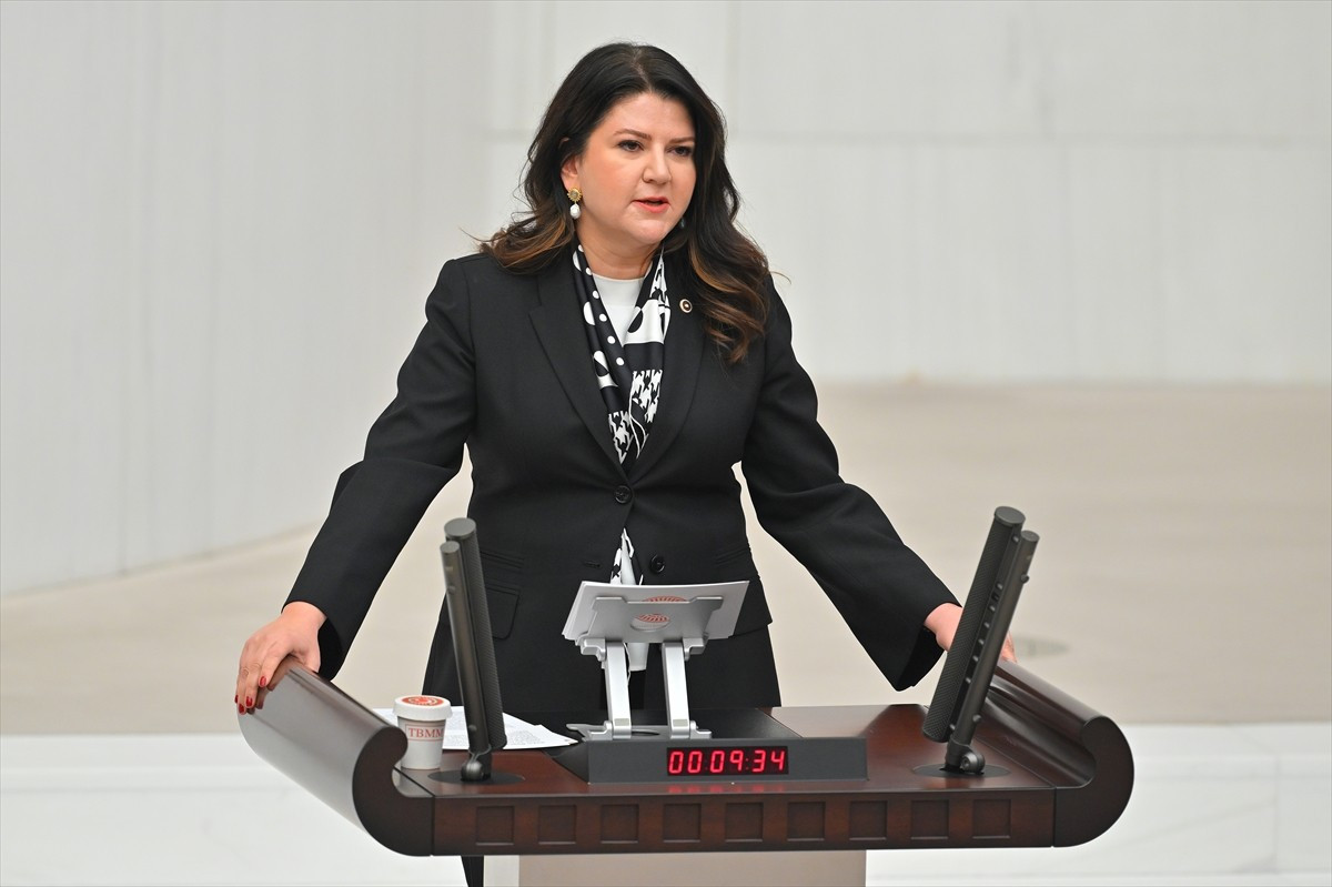 TBMM Genel Kurulunda, Sağlık ile Enerji ve Tabii Kaynaklar bakanlıklarının 2026 yılı bütçeleri...