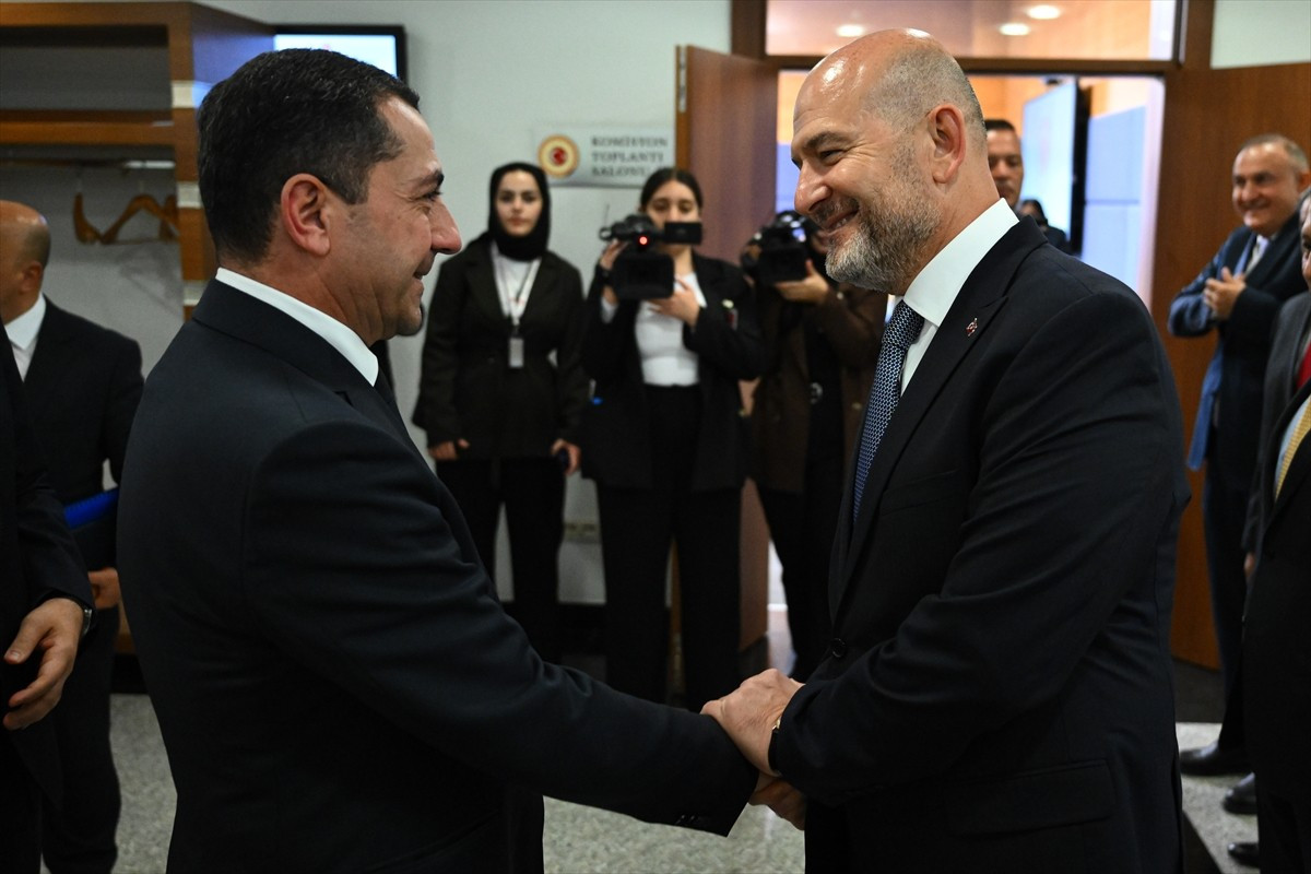 TBMM İçişleri Komisyonu Başkanı Süleyman Soylu (sağda), Gürcistan Parlamentosu Savunma ve Güvenlik...