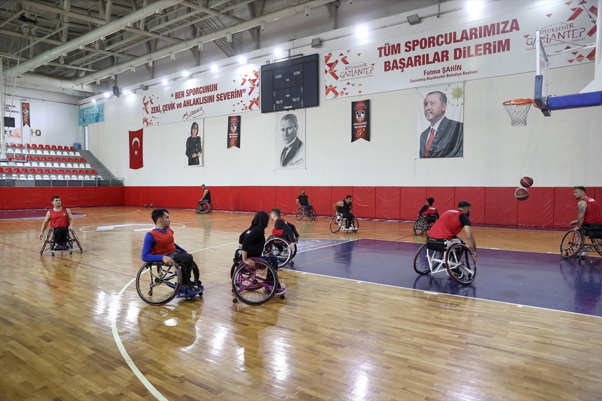 Tekerlekli Sandalye Basketbol Süper Ligi ekiplerinden Gazişehir Gaziantep, iki kez finalde...