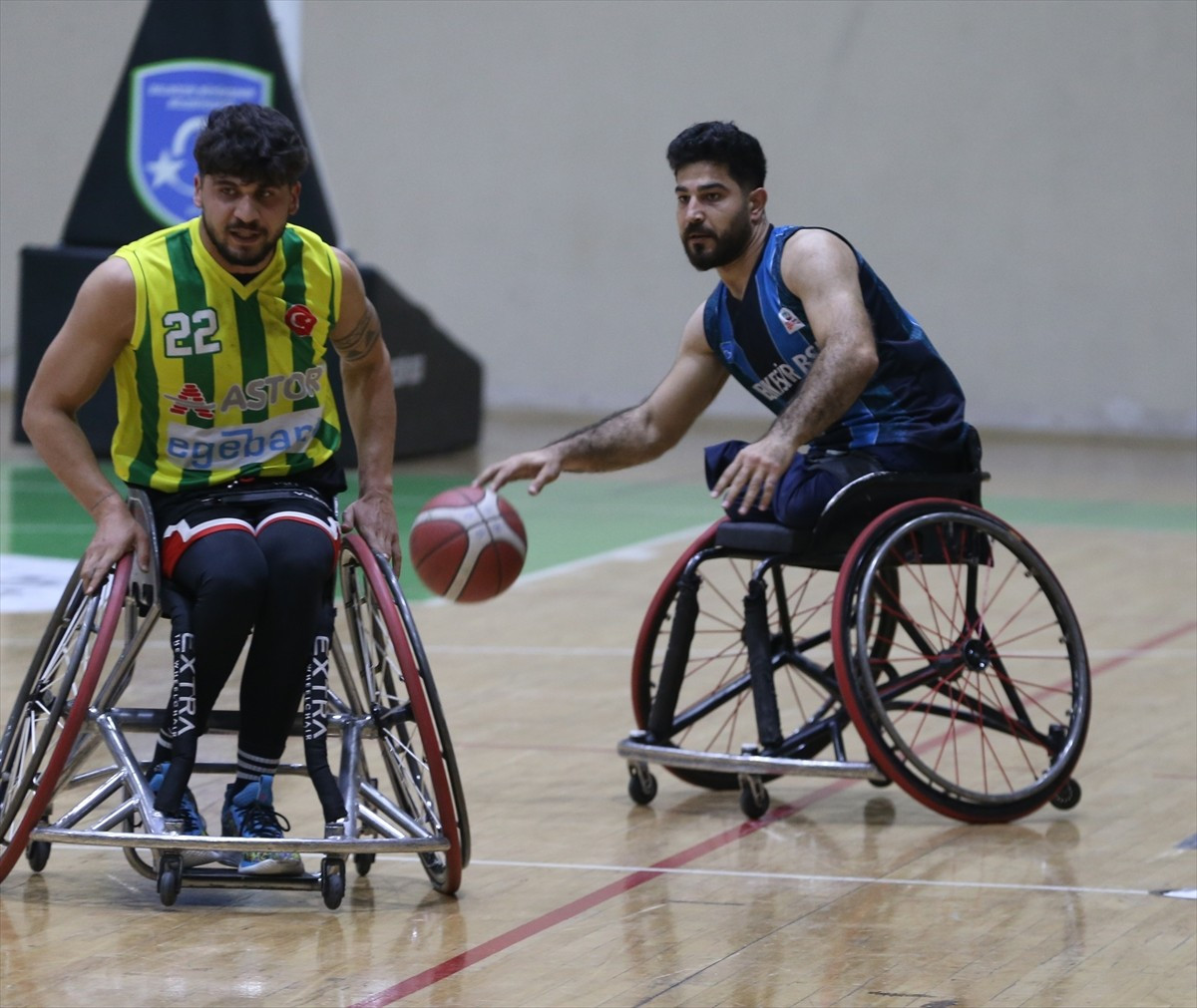 Tekerlekli Sandalye Basketbol Süper Ligi'nin 2025-2026 sezonu ilk maçında Balıkesir Büyükşehir...