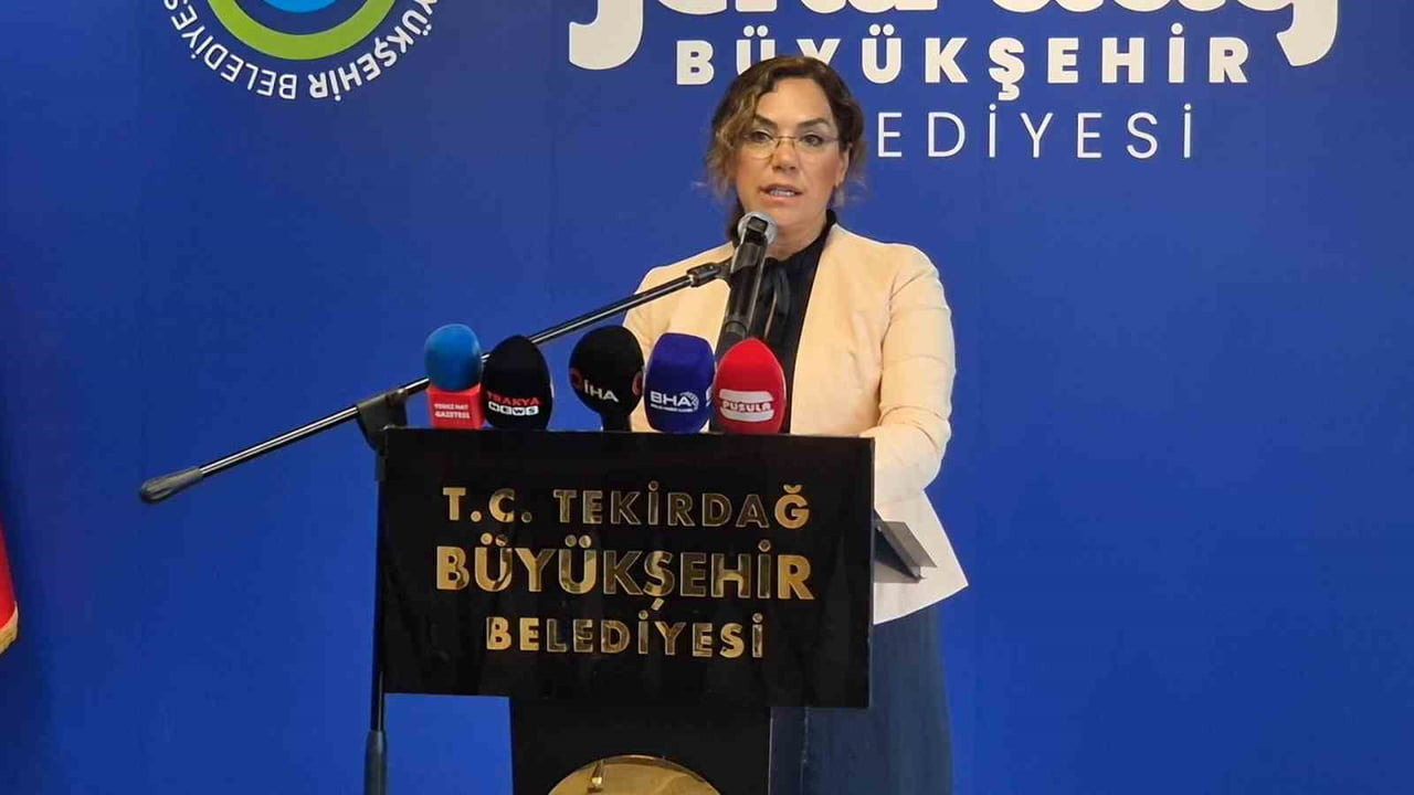 TEKİRDAĞ BÜYÜKŞEHİR BELEDİYE BAŞKANI CANDAN YÜCEER BASIN TOPLANTISI DÜZENLEDİ