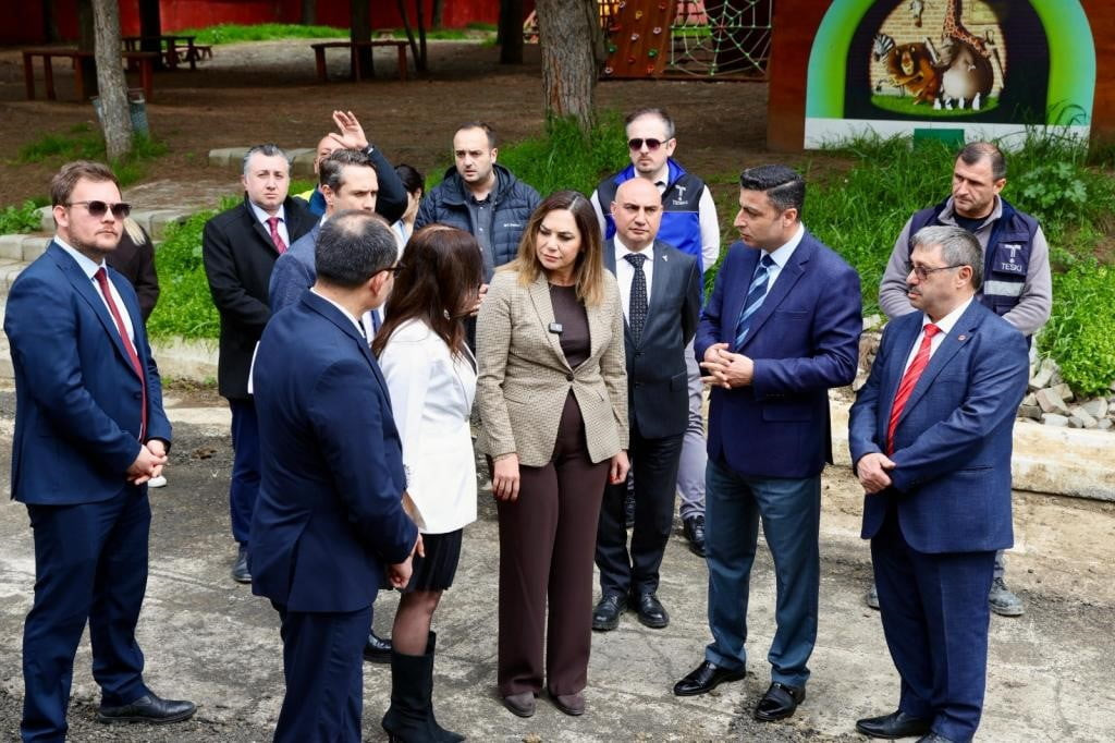 TEKİRDAĞ BÜYÜKŞEHİR BELEDİYE BAŞKANI DR. CANDAN YÜCEER İLE TESKİ GENEL MÜDÜRÜ DR. ONUR ÖZGÜL DE...