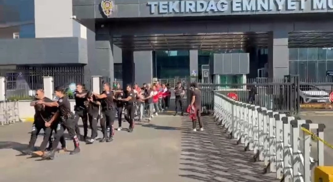 TEKİRDAĞ'DA 18 MİLYONLUK TELEFON DOLANDIRICILIĞI ÇÖKERTİLDİ: 11 KİŞİ TUTUKLANDI