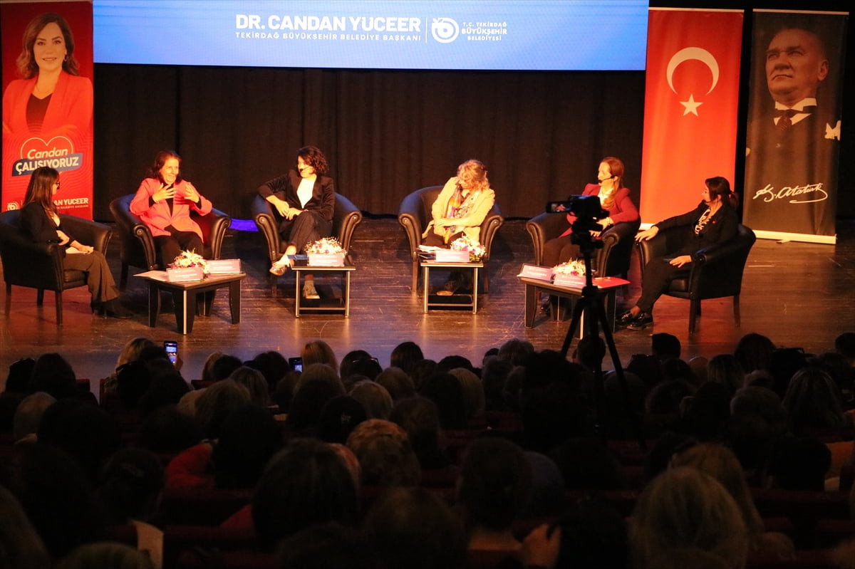 Tekirdağ'da 8 Mart Dünya Kadınlar Günü dolayısıyla düzenlenen etkinlikler kapsamında "Hayatı...