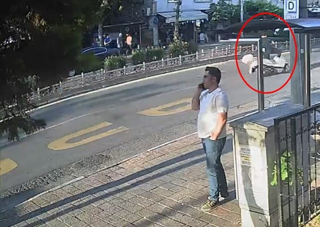 TEKİRDAĞ'DA AYNI NOKTADA İKİ AYRI MOTOSİKLET KAZASI KAMERADA