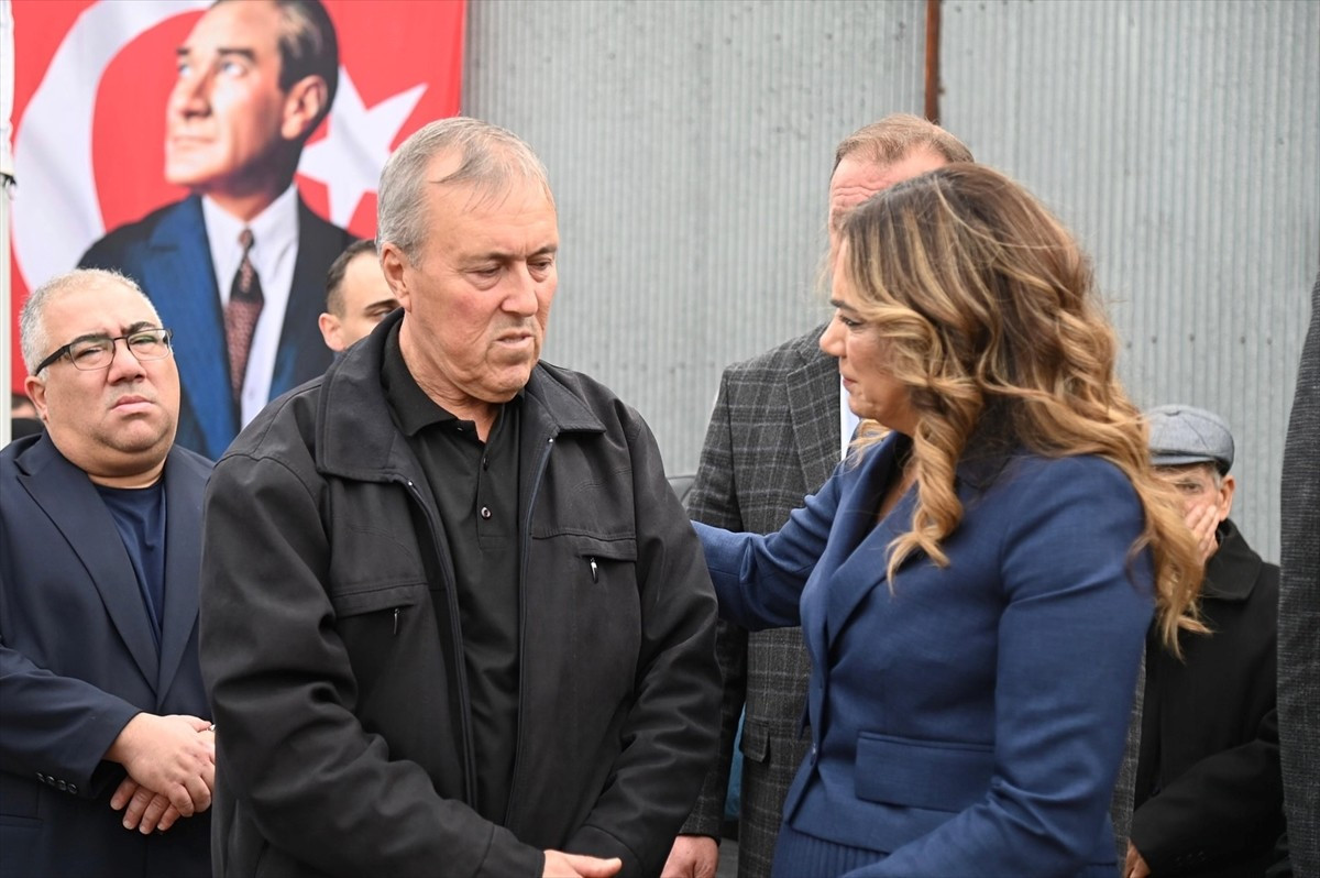 Tekirdağ'da, Azerbaycan - Gürcistan sınırında C-130 tipi askeri kargo uçağının düşmesi sonucu...