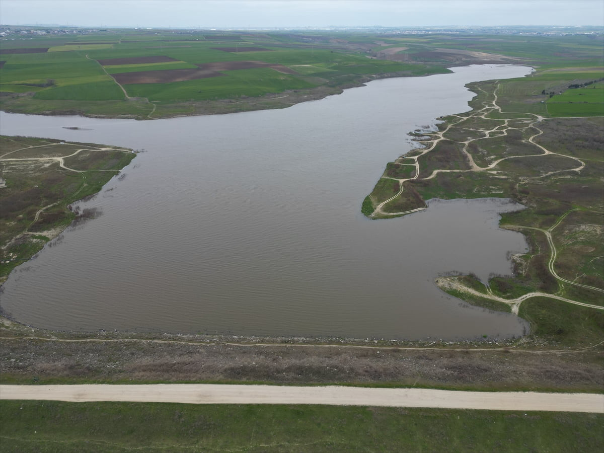 Tekirdağ'da geçen yıl kuraklık nedeniyle kritik seviyeye gerileyen Türkmenli Göleti, bu yıl etkili...
