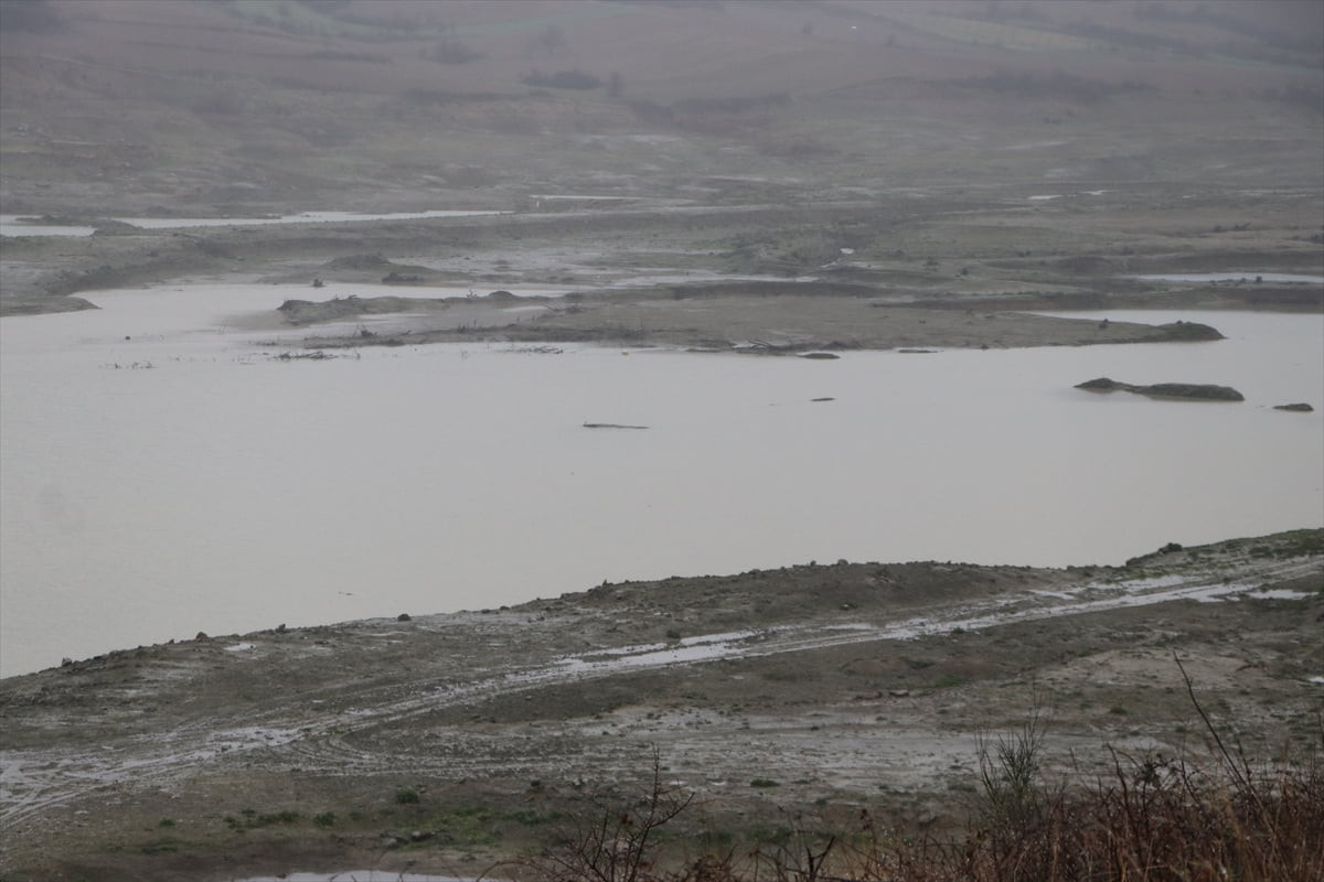 Tekirdağ'da içme suyu ve tarımsal sulamada kullanılan Naip Barajı’nda, son dönemde etkili olan...