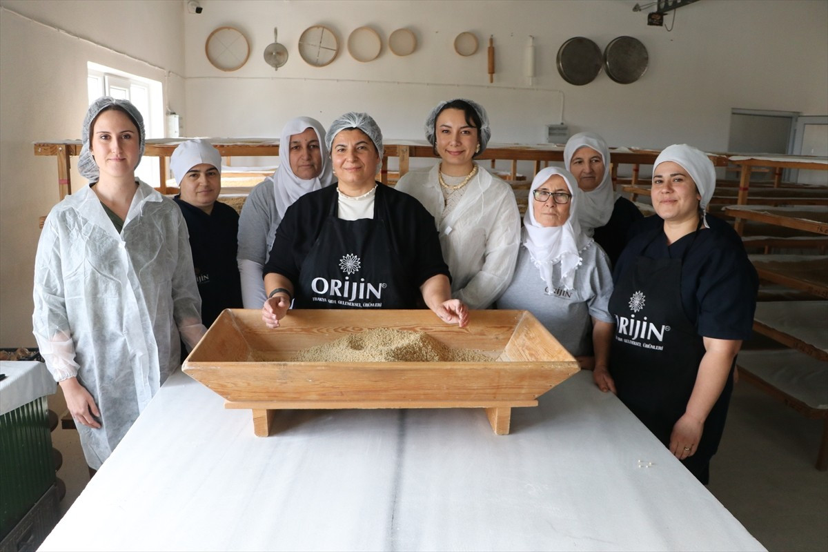  Tekirdağ'da yaşayan kadın girişimci Hülya Çıtak, 20 kadına istihdam sağladığı işletmesinde...