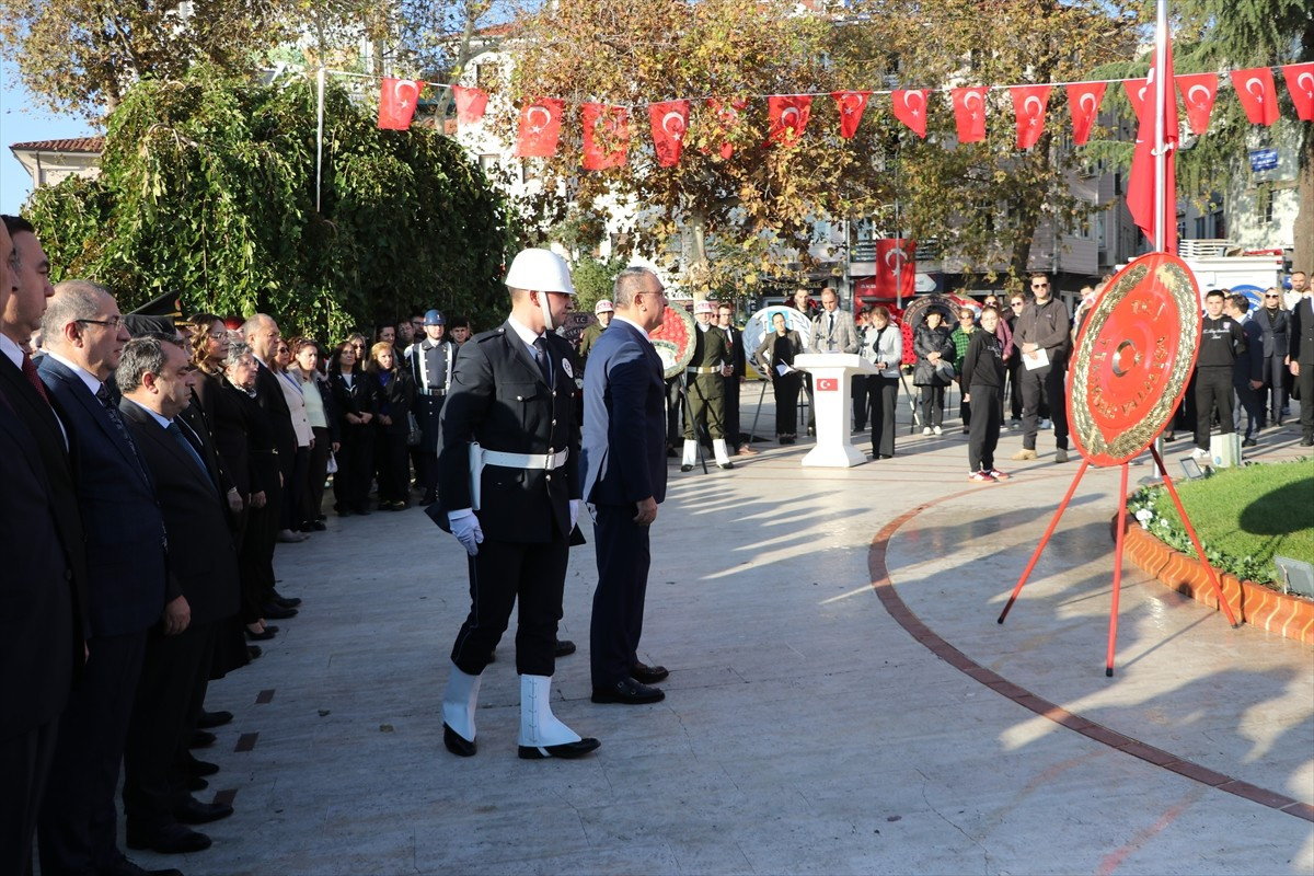 Tekirdağ'ın düşman işgalinden kurtuluşunun 103. yıl dönümü dolayısıyla tören düzenlendi. Valilik...