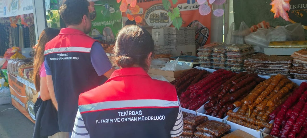 TEKİRDAĞ’DA BU YIL 60’INCISI DÜZENLENEN ULUSLARARASI KİRAZ FESTİVALİ KAPSAMINDA VATANDAŞLARIN...