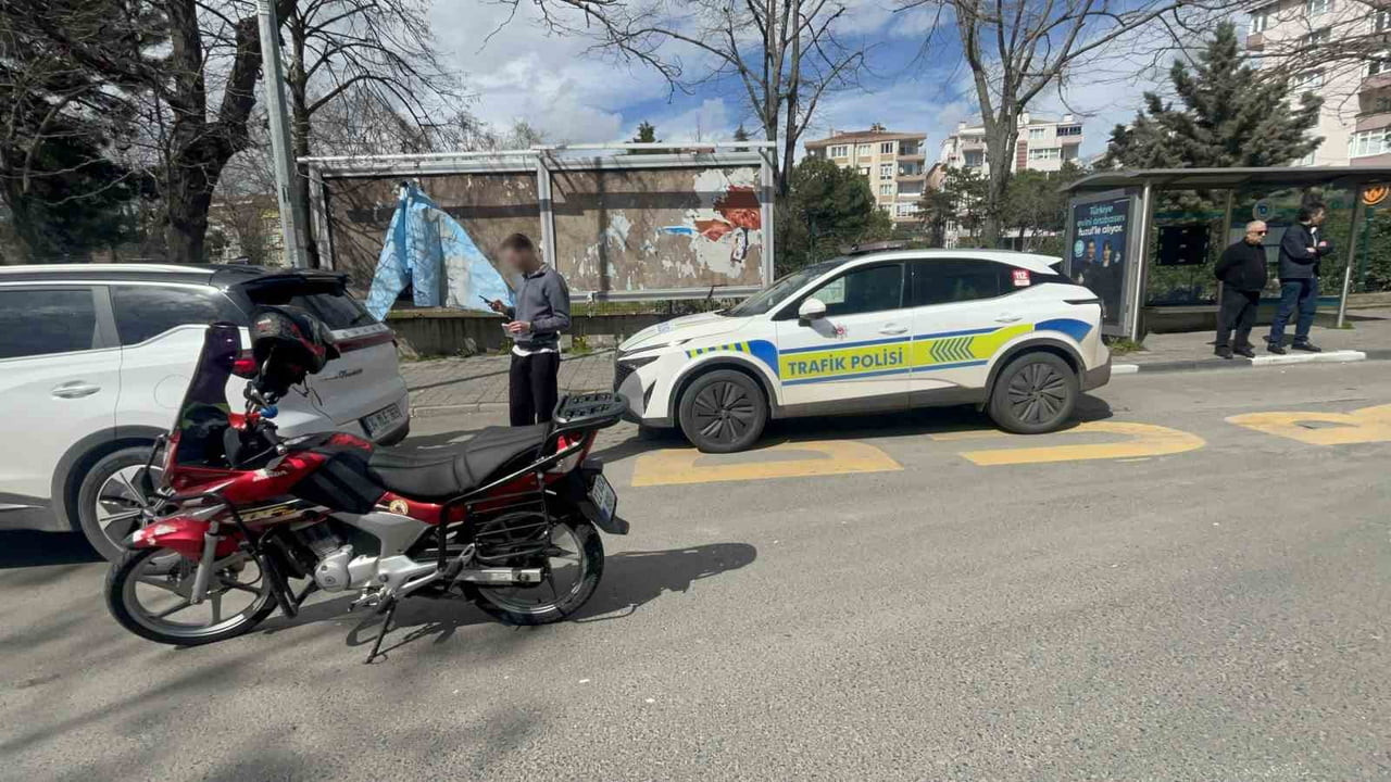 TEKİRDAĞ’DA POLİS ÇEVİRMESİNE TAKILAN SÜRÜCÜYE YETERSİZ EHLİYETTEN 11 BİN 629 TL CEZA...