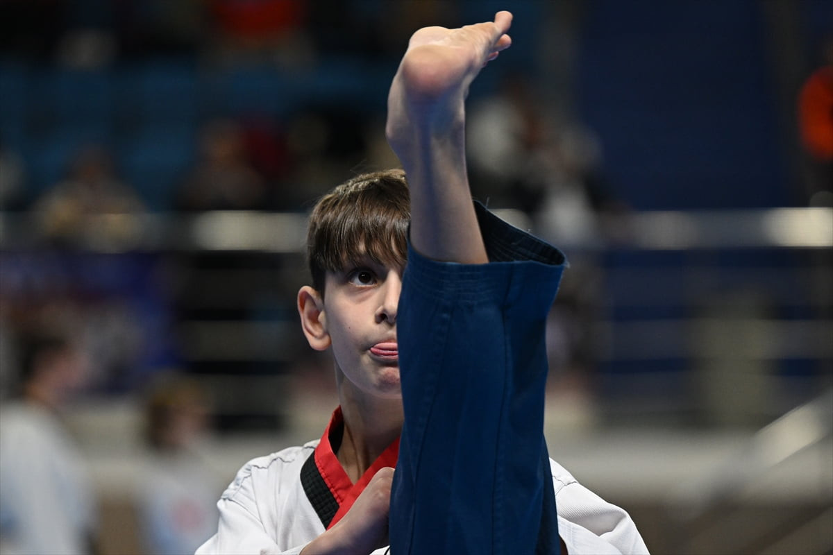 Tekvandoda, "Yeşilay Türkiye Poomsae Şampiyonası" Ankara'da başladı. Türkiye Tekvando...