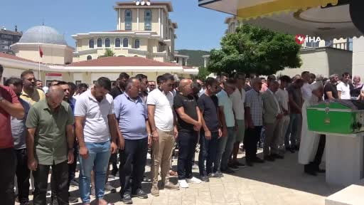TEM'de yakıtı biten araca ve çekiciye çarpmıştı, 2 kişinin öldüğü kazanın cezası belli...