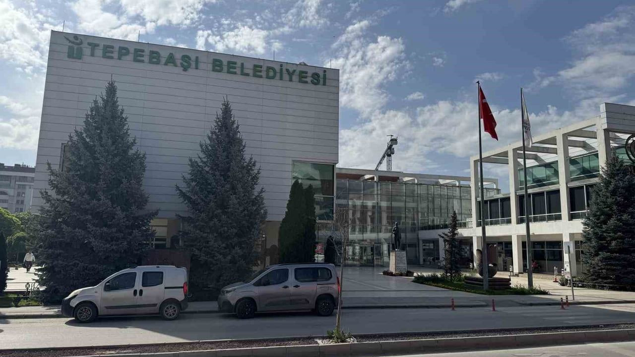 Tepebaşı Belediyesi'nde Yolsuzluk Skandalı İfşa Edildi