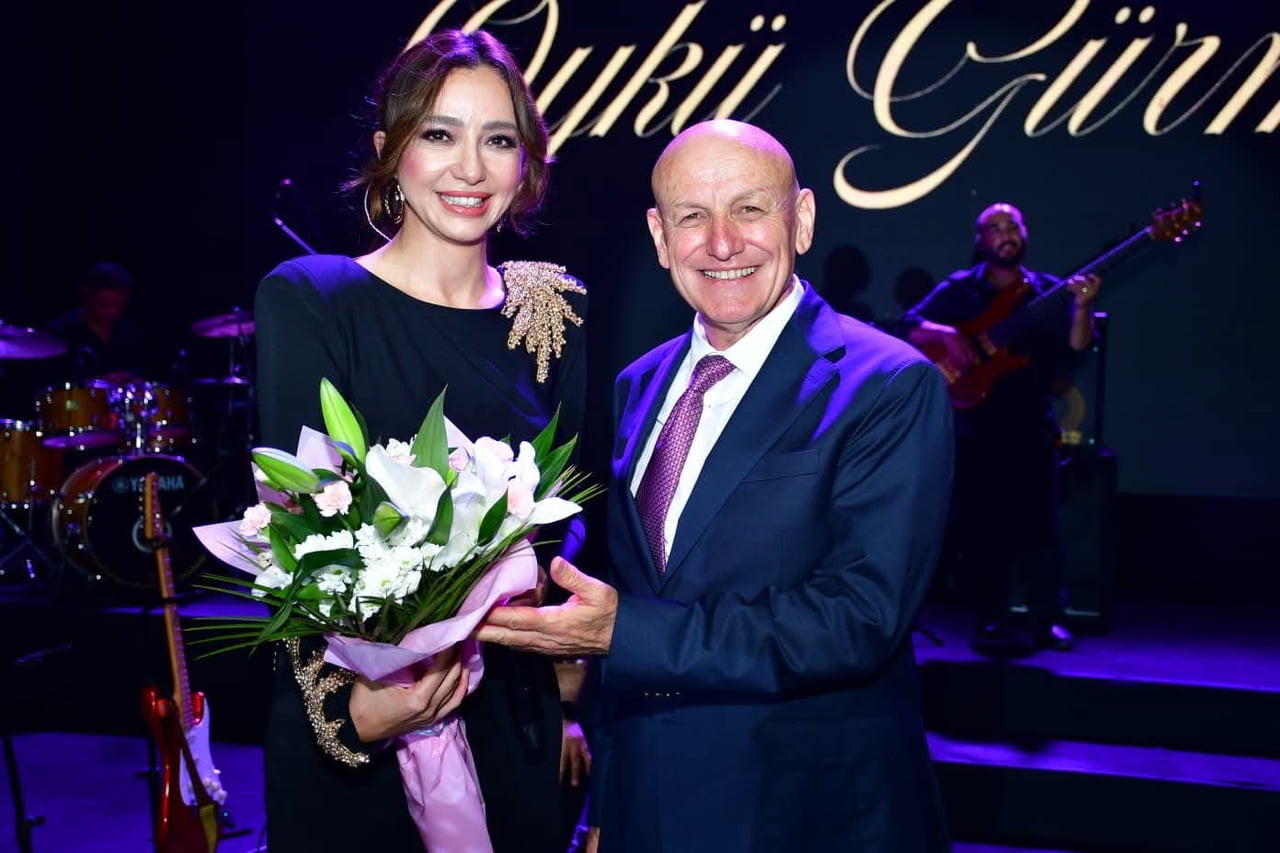 TERME YAZ FESTİVALİ, ÖYKÜ GÜRMAN KONSERİ VE RENKLİ ETKİNLİKLERLE KAPILARINI AÇTI.