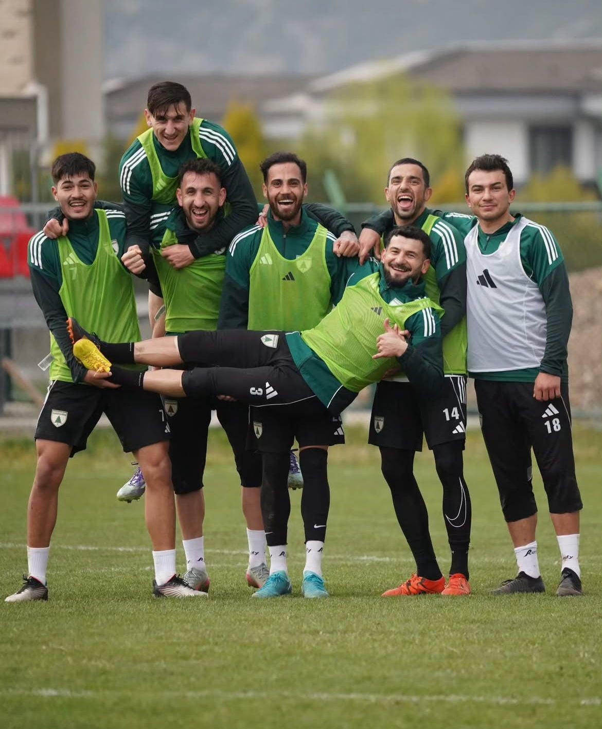TFF 2. LİG BEYAZ GRUP’TA LİDERLİK YARIŞINI SÜRDÜREN MUĞLASPOR, ÇARŞAMBA GÜNÜ BEYOĞLU YENİ ÇARŞI...