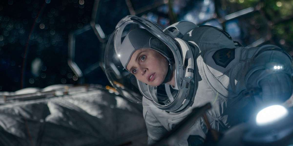 The Midnight Sky Filmi Konusu ve Oyuncuları
