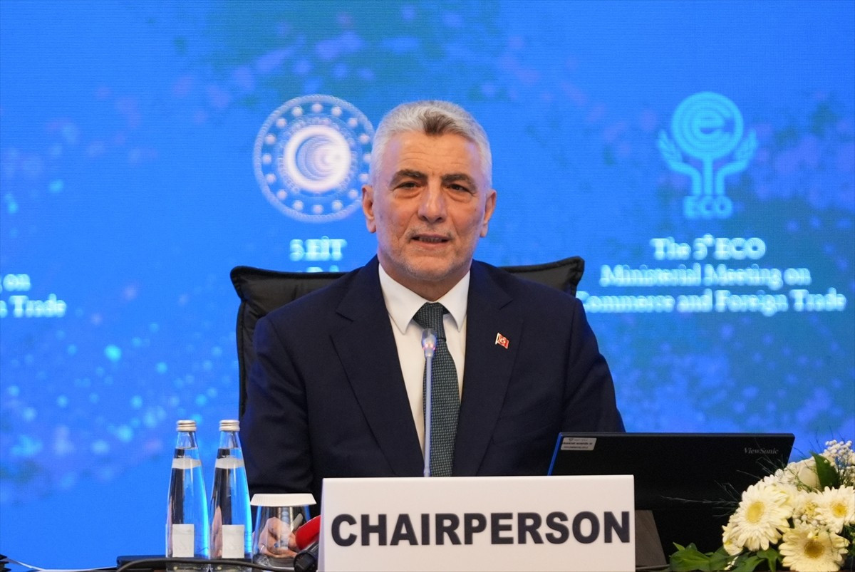Ticaret Bakanı Ömer Bolat, 5. Ekonomik İşbirliği Teşkilatı (EİT) Ticaret Bakanları Toplantısı'na...