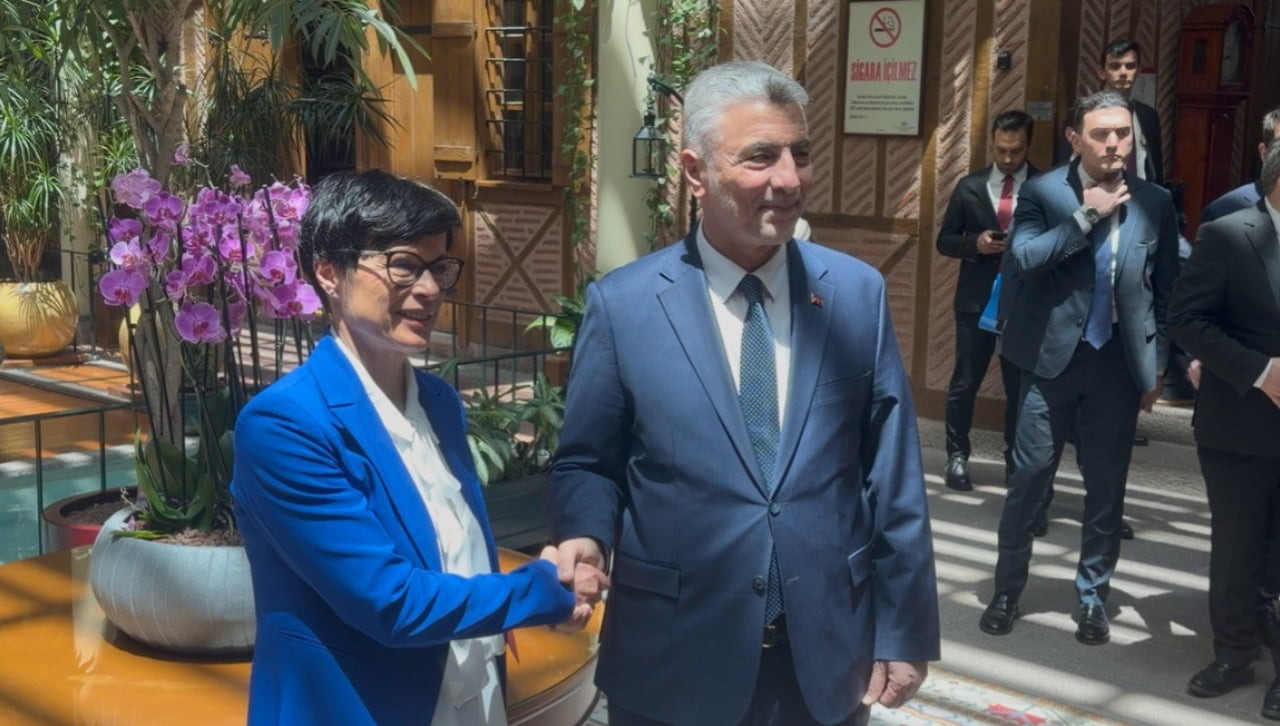 TİCARET BAKANI ÖMER BOLAT, AVRUPA BİRLİĞİ (AB) KOMİSYONU GENİŞLEMEDEN SORUMLU KOMİSERİ MARTA KOS...