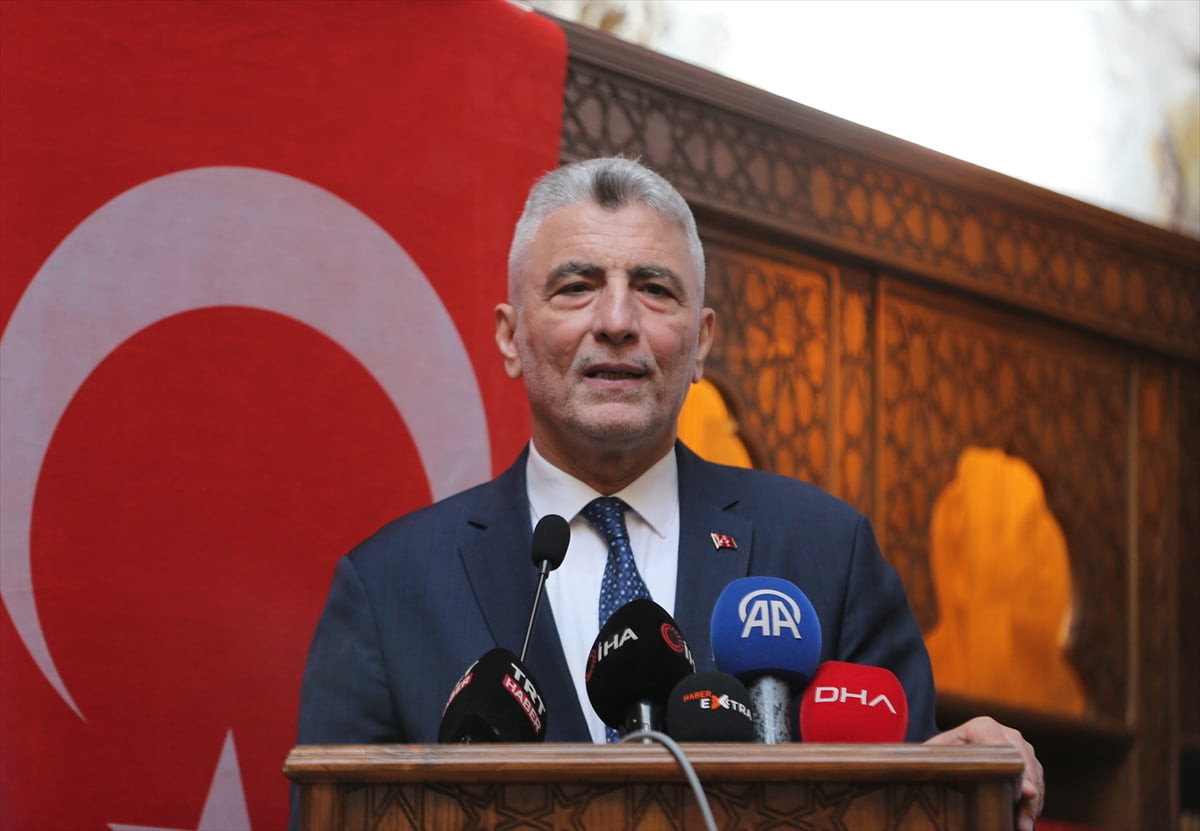 Ticaret Bakanı Ömer Bolat, Tokat'ta Yağıbasan Medresesi'nde düzenlenen Sivil Toplum Kuruluşları...