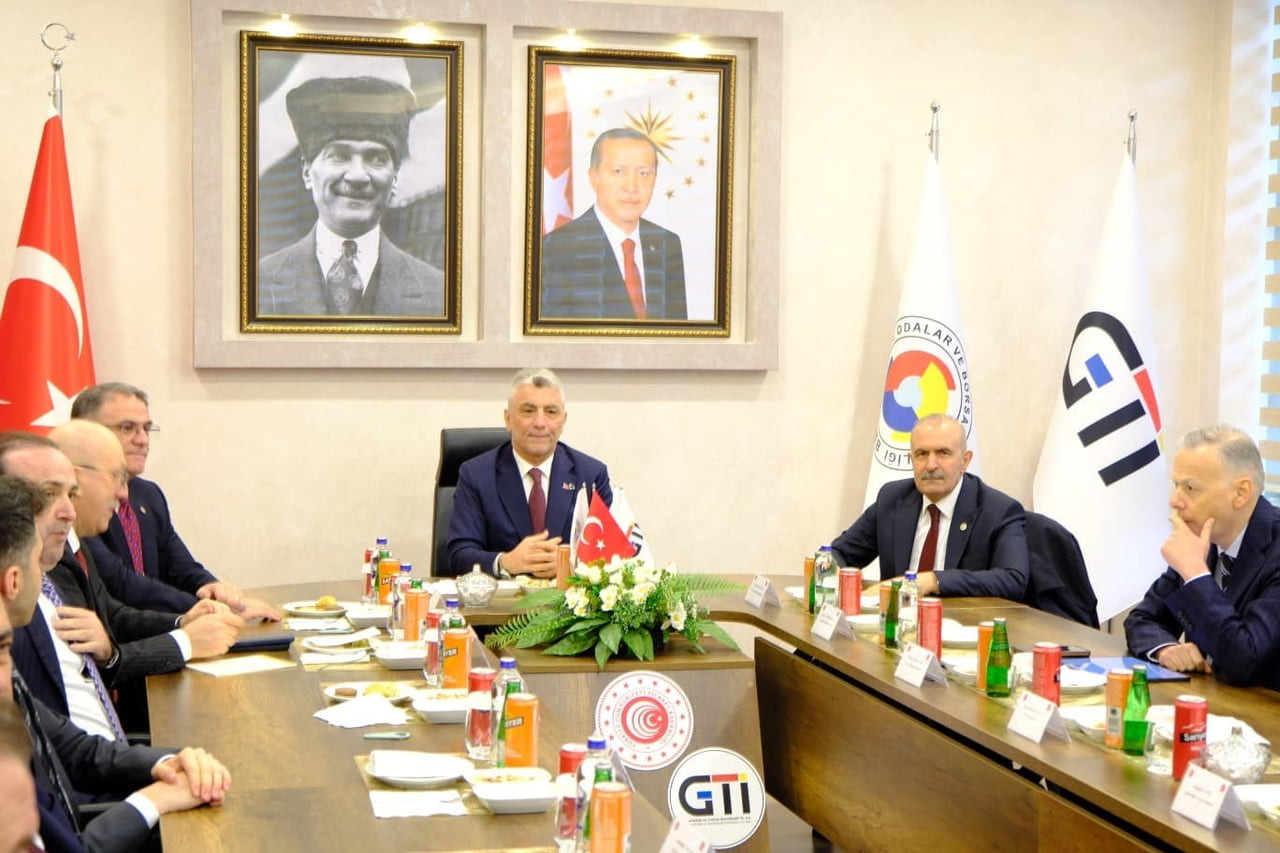 TİCARET BAKANI ÖMER BOLAT; TÜRKİYE’NİN ASYA’YA AÇILAN EN ÖNEMLİ KAPILARINDAN BİRİ OLAN VAN’IN...