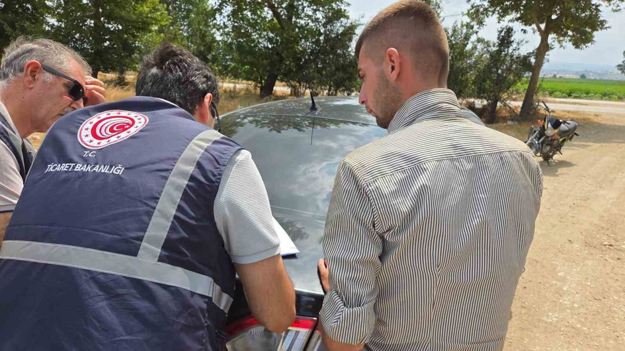 TİCARET BAKANLIĞI, SOSYAL MEDYADA YENİDEN DOLAŞIMA GİREN VE BİR ÜRETİCİYE AİT BİBERLERİN...