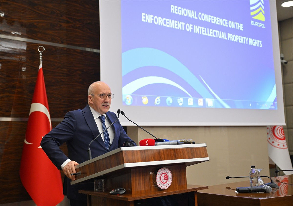 Ticaret Bakanlığının ev sahipliğinde, Europol Mali Suçlar Merkezi işbirliğiyle düzenlenen "Fikri...