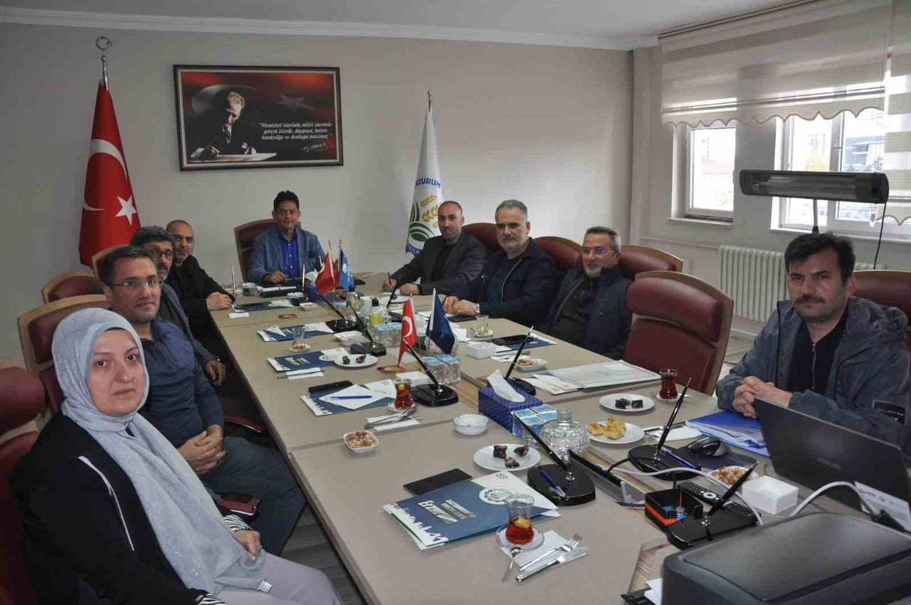 TİCARET BORSASI, ŞEHRİN TİCARİ GELECEĞİNE YÖN VERECEK OLAN “YENİ BORSA BİNASI VE İŞ MERKEZİ...