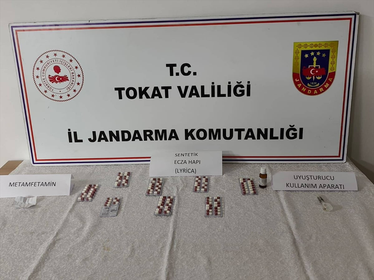 Tokat'ın Zile ilçesinde düzenlenen uyuşturucu operasyonunda 1 şüpheli gözaltına alındı.