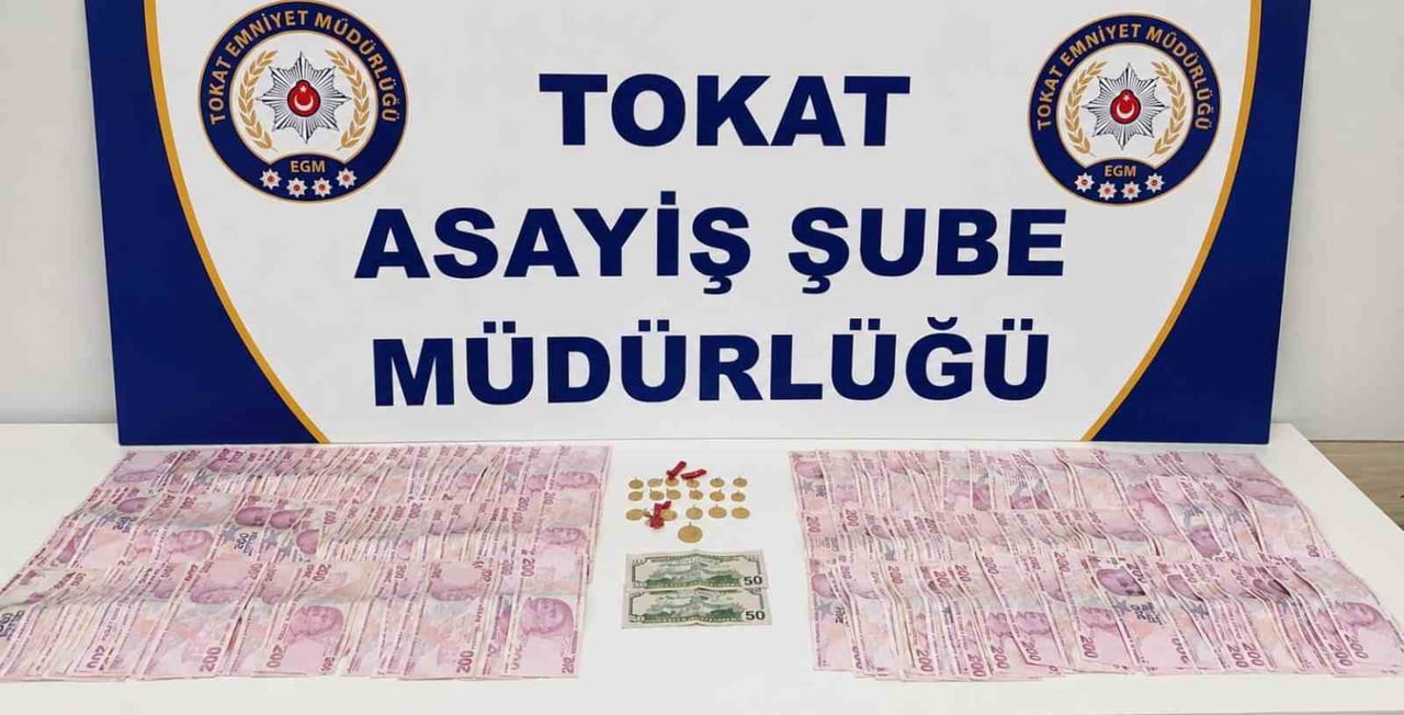 TOKAT'TA KENDİLERİNİ MİLLİ İSTİHBARAT TEŞKİLATI (MİT) PERSONELİ OLARAK TANITIP 66 YAŞINDAKİ BİR...
