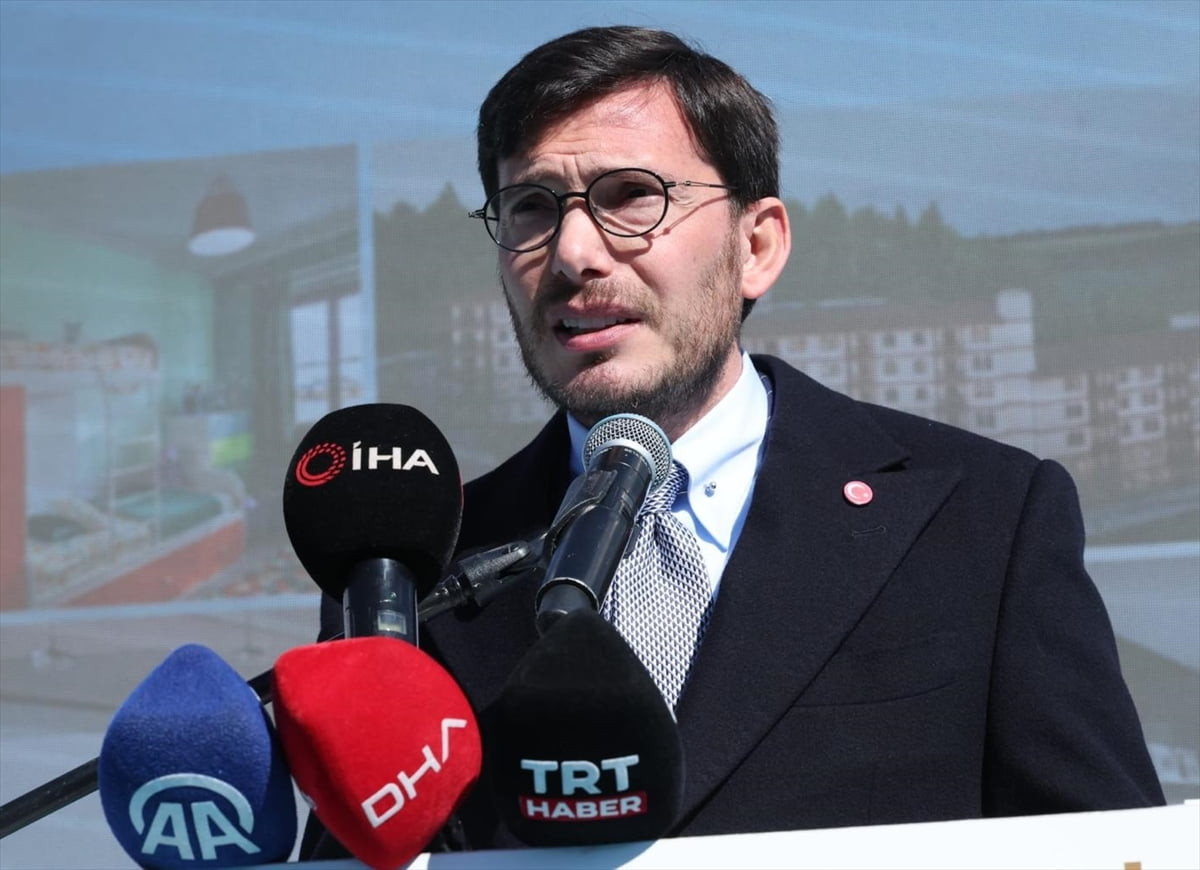 Tokat'ta kentsel dönüşüm kapsamında yapılacak 114 dairelik projenin temeli düzenlenen törenle...