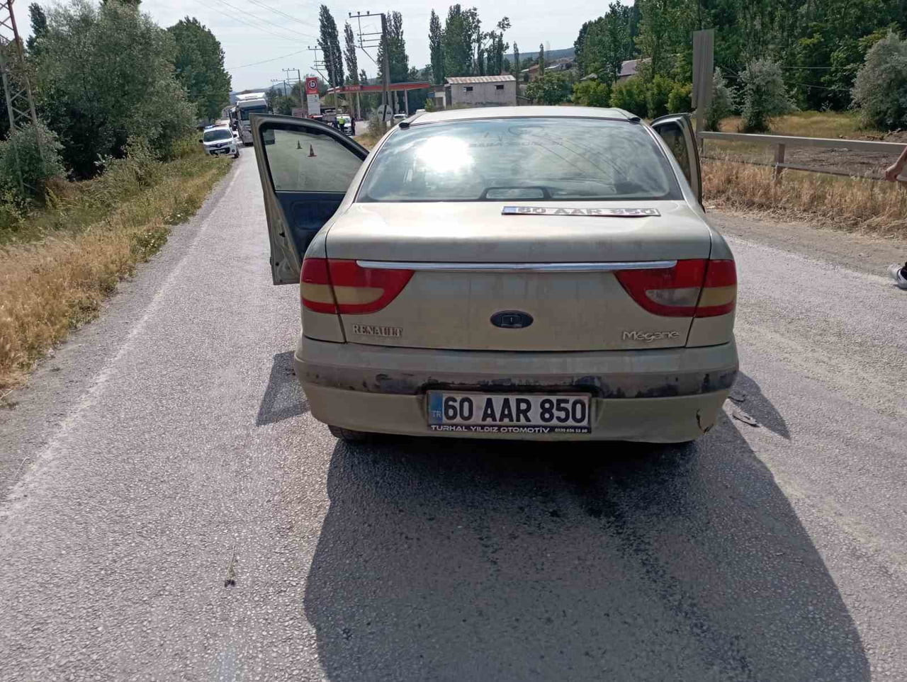 TOKAT’IN YEŞİLYURT İLÇESİNDE İKİ OTOMOBİLİN KAFA KAFAYA ÇARPIŞTIĞI TRAFİK KAZASINDA 2 KİŞİ...