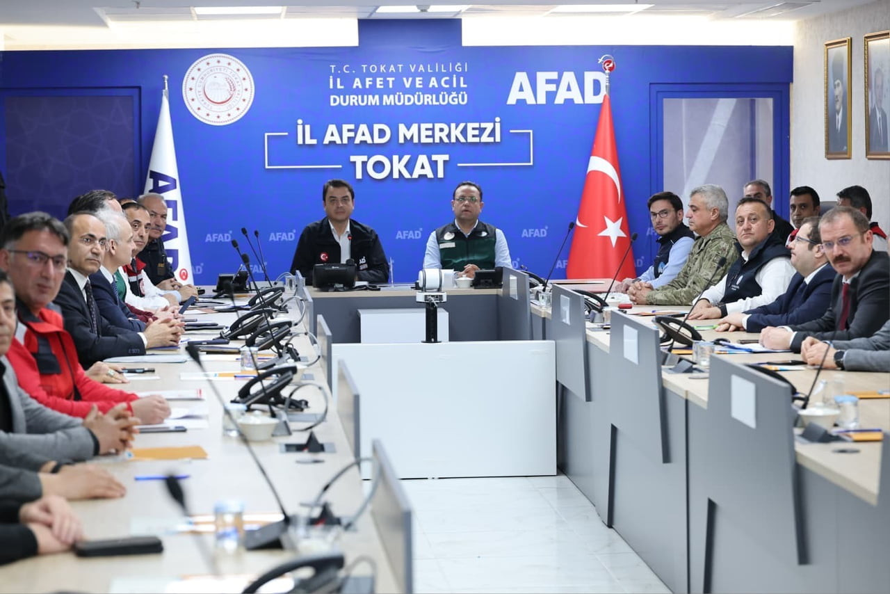 TOKAT’TA ETKİLİ OLAN TAŞKINLAR NEDENİYLE  AFET KOORDİNASYON TOPLANTISINA KATILAN TARIM VE ORMAN...