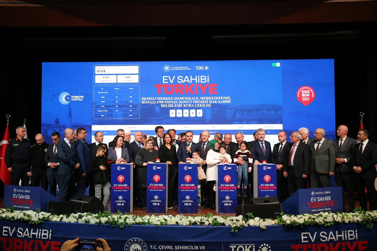 Toplu Konut İdaresi (TOKİ) tarafından Denizli’de Yüzyılın Konut Projesi kapsamında yapılacak 6 bin...