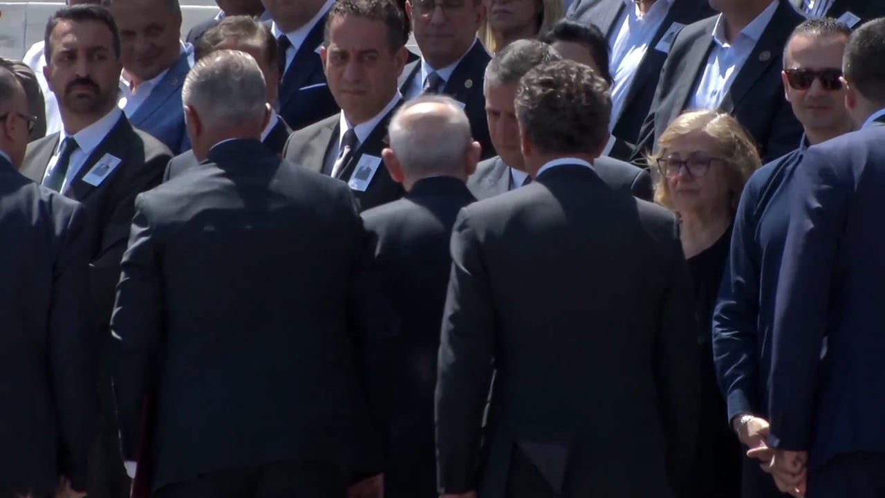 TÖREN ALANINA GELEN CHP GENEL BAŞKANI KEMAL KILIÇDAROĞLU VE GRUP BAŞKANI ÖZGÜR ÖZEL...