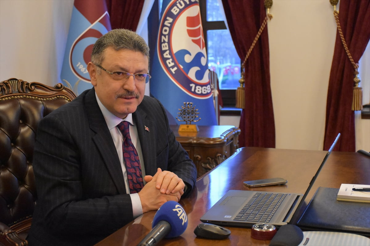 Trabzon Büyükşehir Belediye Başkanı Ahmet Metin Genç, Anadolu Ajansının (AA) gözünden 2025'e damga...