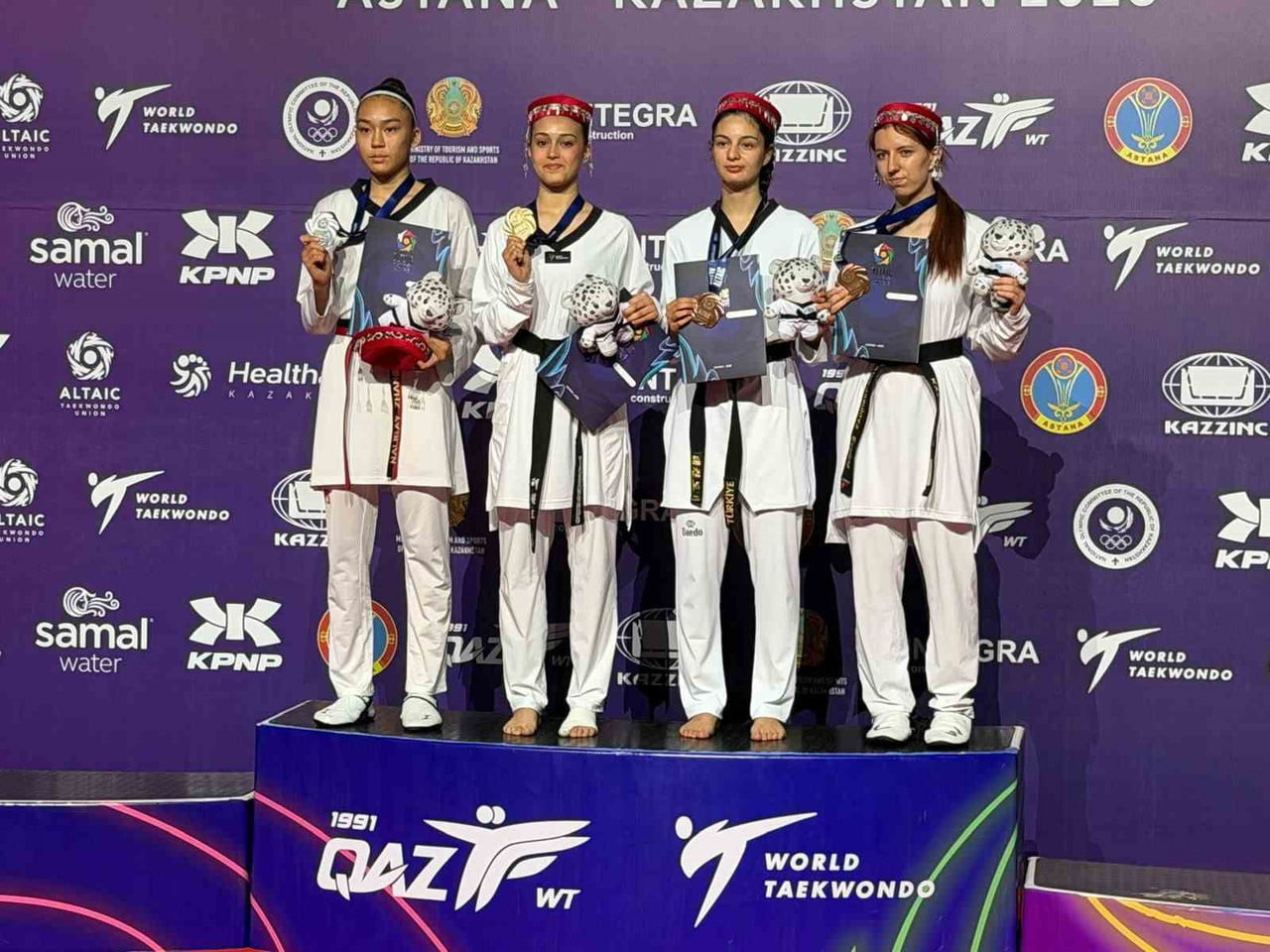 TRABZON BÜYÜKŞEHİR BELEDİYESPOR KULÜBÜ SPORCUSU AYBİKE FUTTU, KAZAKİSTAN'DA DÜZENLENEN ALTAİC OPEN...