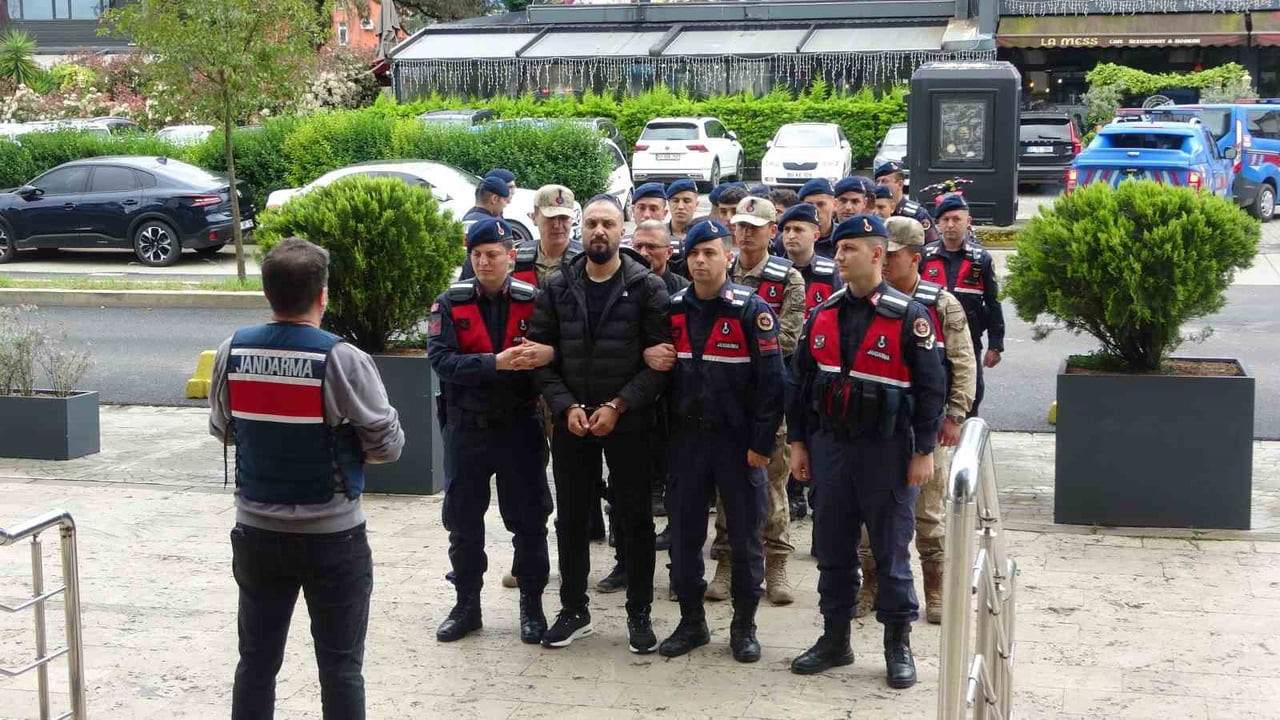 TRABZON MERKEZLİ BATMAN, MERSİN, SAKARYA VE SİİRT İLLERİNDEKİ 13 FARKLI ADRESTE YAPILAN EŞ ZAMANLI...