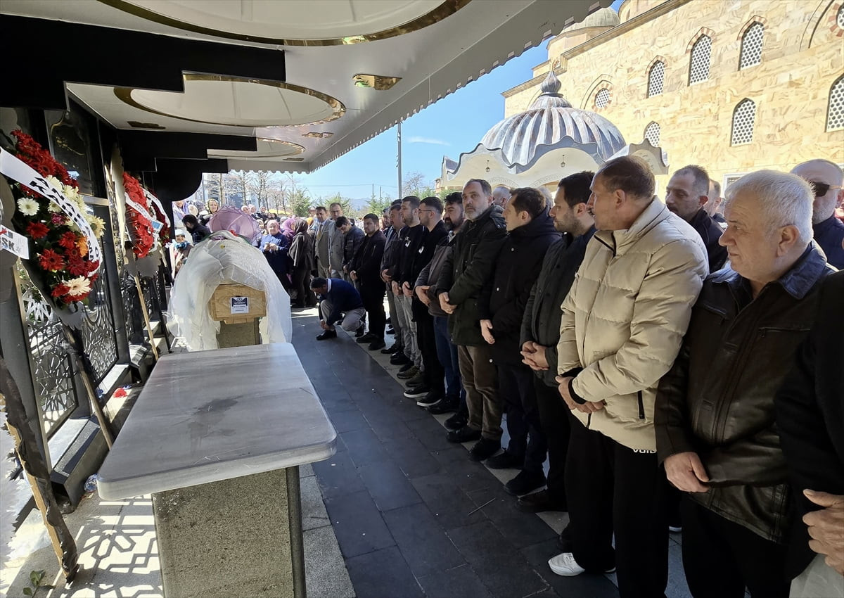 Trabzon'da, tedavi gördüğü hastanede beyin ölümünün gerçekleşmesinin ardından ailesi tarafından...