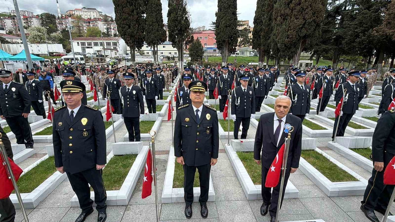 TRABZON'DA TÜRK POLİS TEŞKİLATI'NIN 181'İNCİ KURULUŞ YIL DÖNÜMÜ VE POLİS HAFTASI ÇERÇEVESİNDE...
