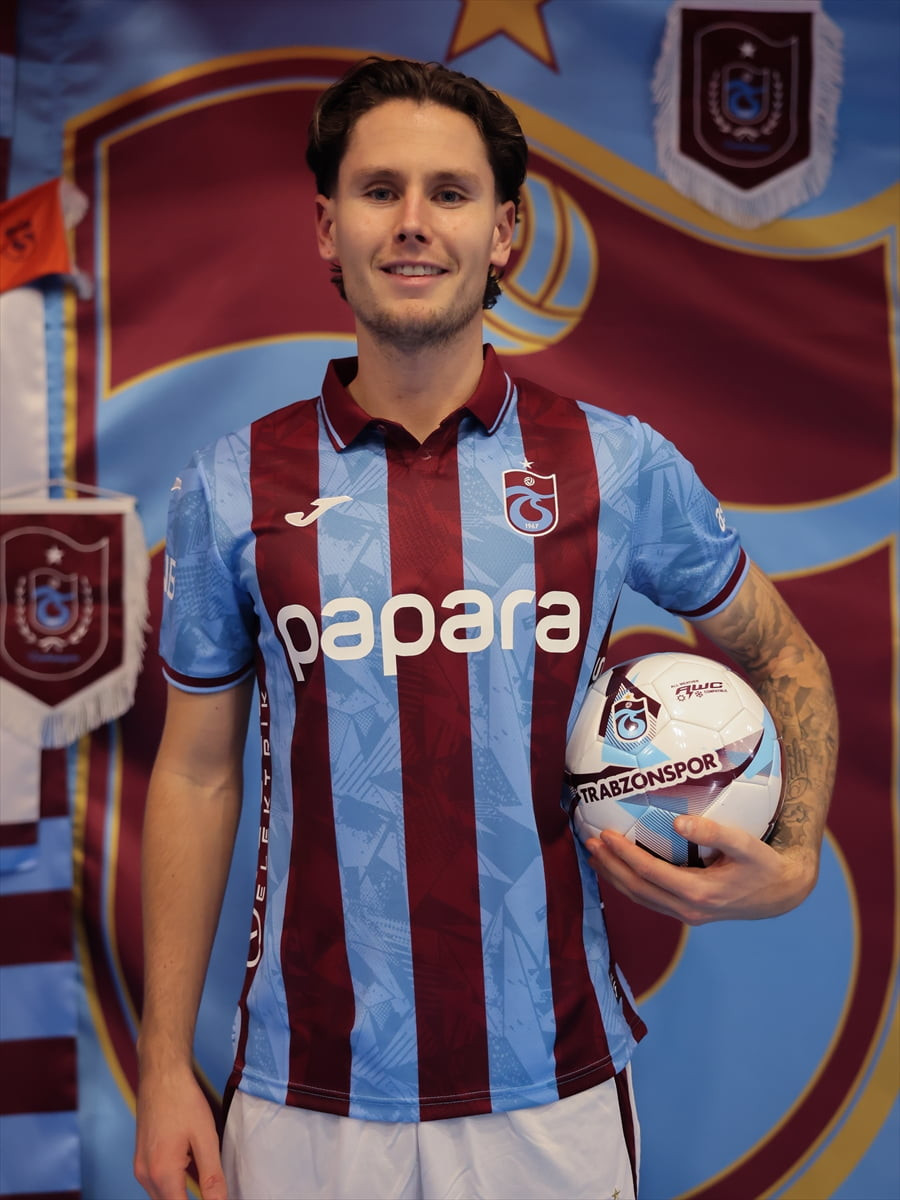 Trabzonspor, Norveçli sol bek oyuncusu Mathias Johan Fjortoft Lovik'i 4,5 yıllığına renklerine...