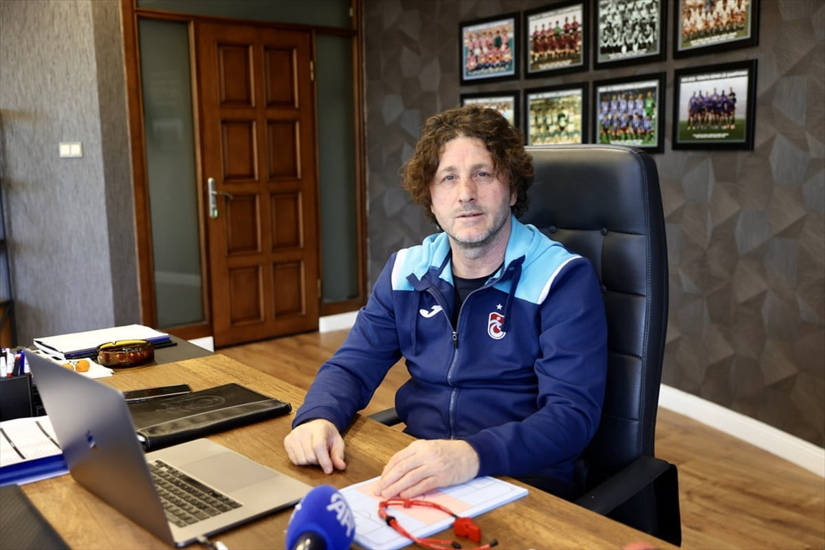 Trabzonspor Teknik Direktörü Fatih Tekke, Anadolu Ajansının (AA) gözünden 2025'e damga vuran...