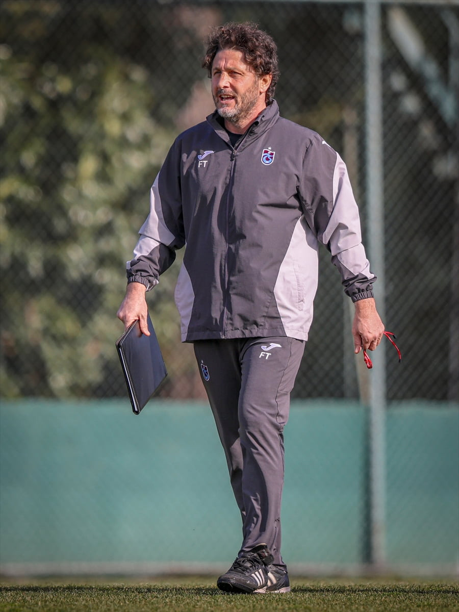 Trabzonspor, Trendyol Süper Lig'in 20. haftasında deplasmanda Hesap.com Antalyaspor ile oynayacağı...