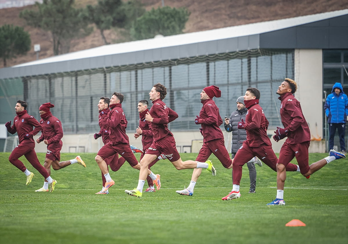 Trabzonspor, Trendyol Süper Lig'in 24. haftasında sahasında Mısırlı.com.tr Fatih Karagümrük ile...