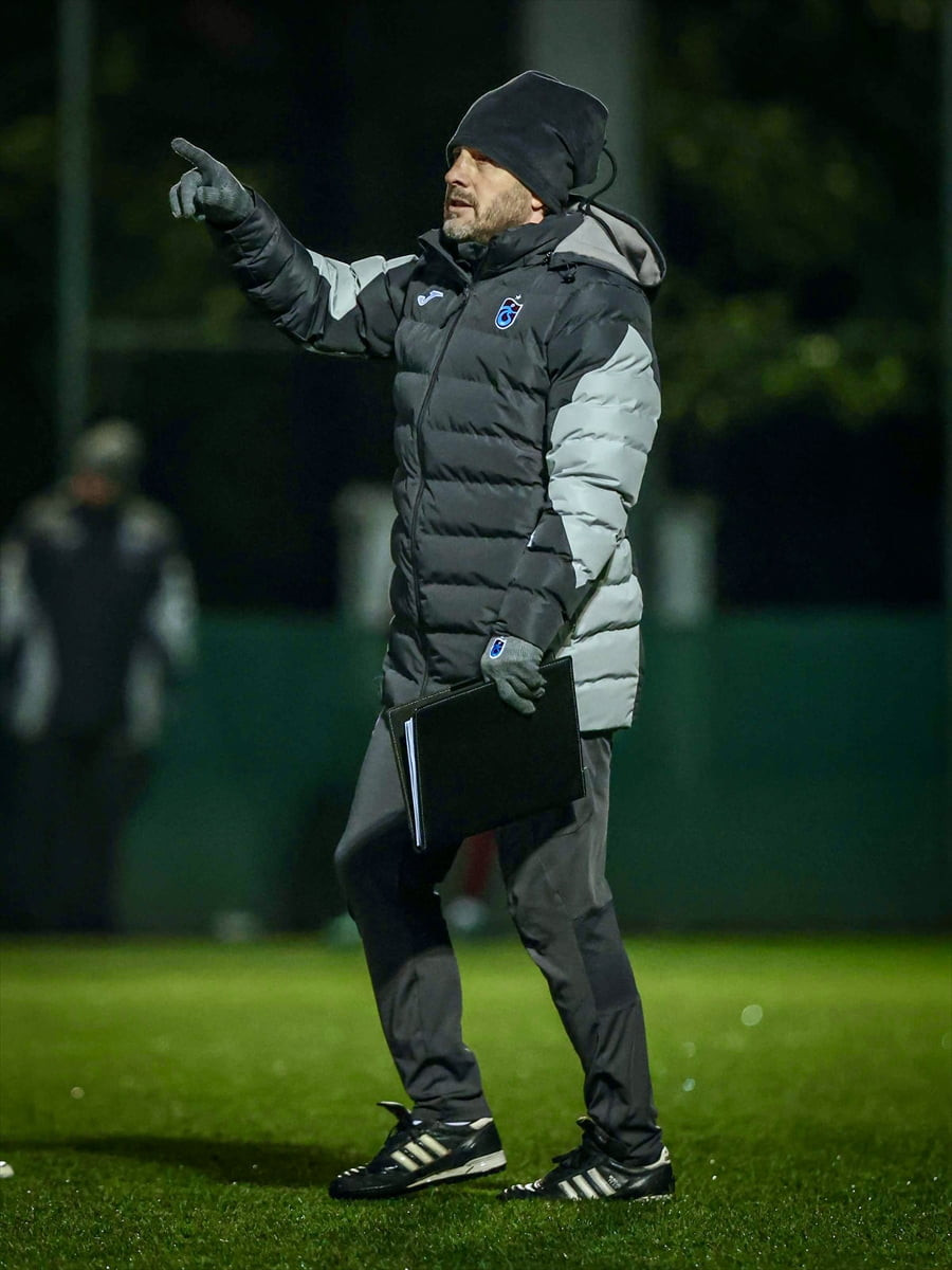 Trabzonspor, Turkcell Süper Kupa yarı finalinde Galatasaray ile Gaziantep'te yapacağı maçın...