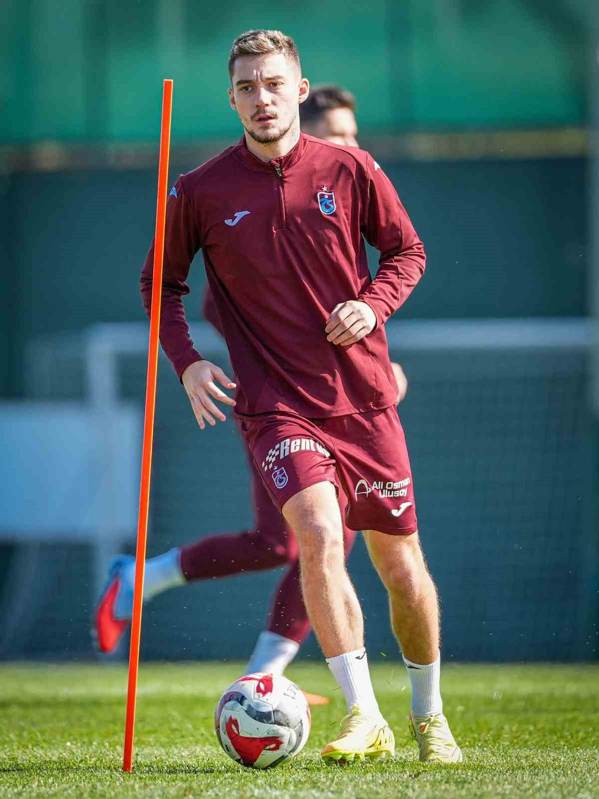 TRABZONSPOR, ZİRAAT TÜRKİYE KUPASI YARI FİNALİNDE DEPLASMANDA KARŞILAŞTIĞI GENÇLERBİRLİĞİ...
