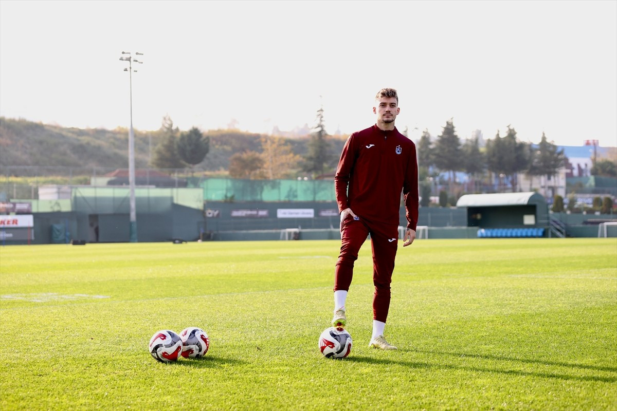 Trabzonspor'un sezon başında Beşiktaş'tan kiraladığı Ernest Muçi, Trendyol Süper Lig'in 14....