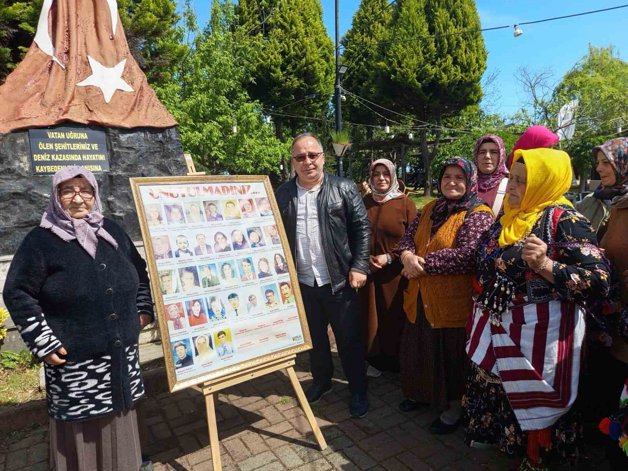 TRABZON’UN BEŞİKDÜZÜ İLÇESİNDE 26 YIL ÖNCE MEYDANA GELEN DENİZ KAZASINDA HAYATINI KAYBEDEN 38 KİŞİ...