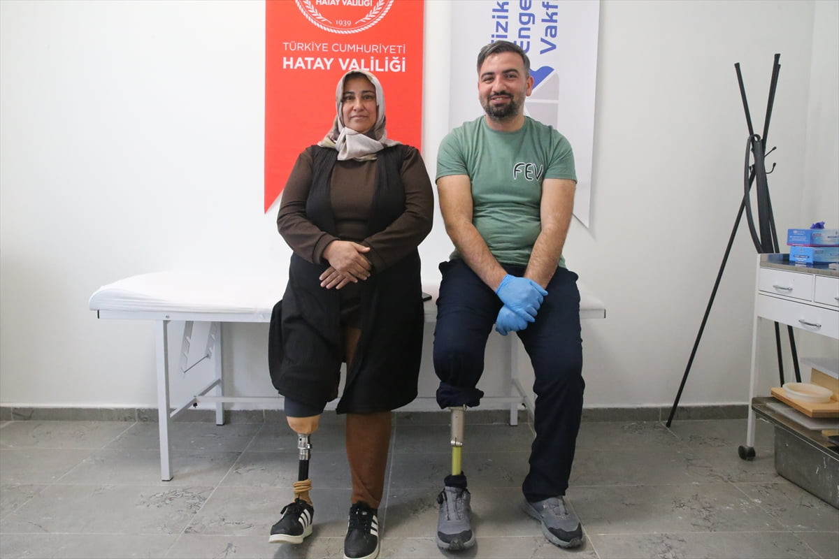 Trafik kazası sonucu sağ bacağı ampute edilen 26 yaşındaki ortez-protez teknikeri Mehmet Karakaş...